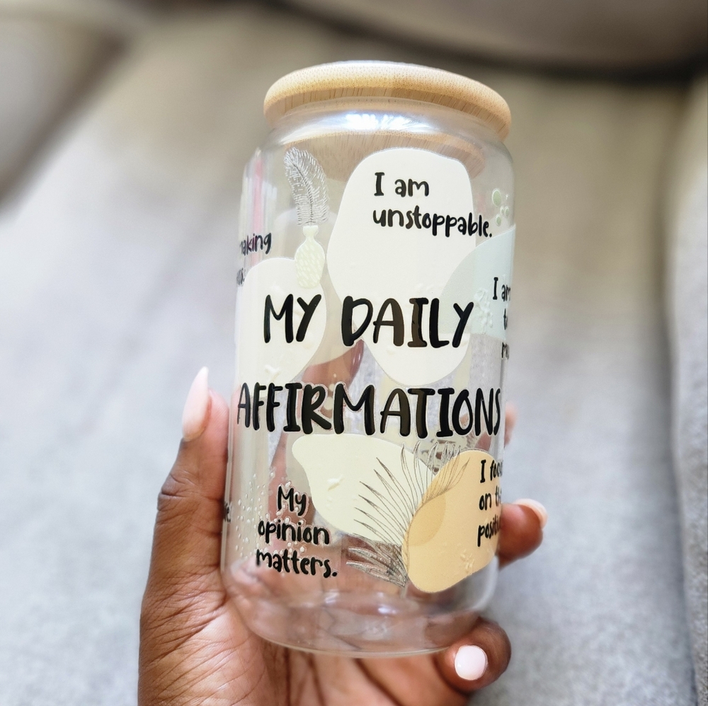 Daily Affirmations tumbler (glass)